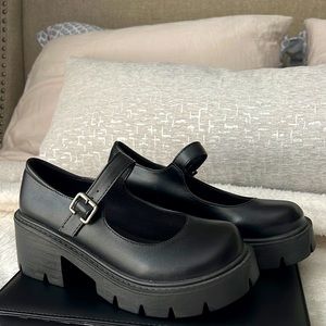 Mary Jane style platform